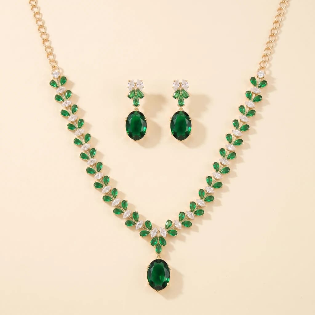 Malavika Emerald Royale Necklace Set image 2
