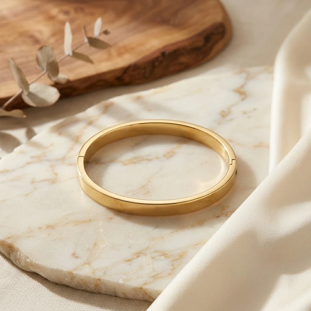 Sleek Gold Designer Openable Bangle image 4