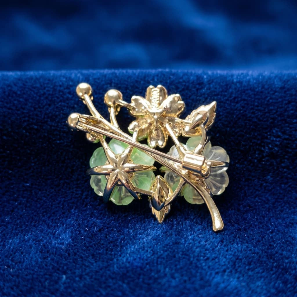 QDORA Large Gold Pearl Floral Saree Brooch image 2