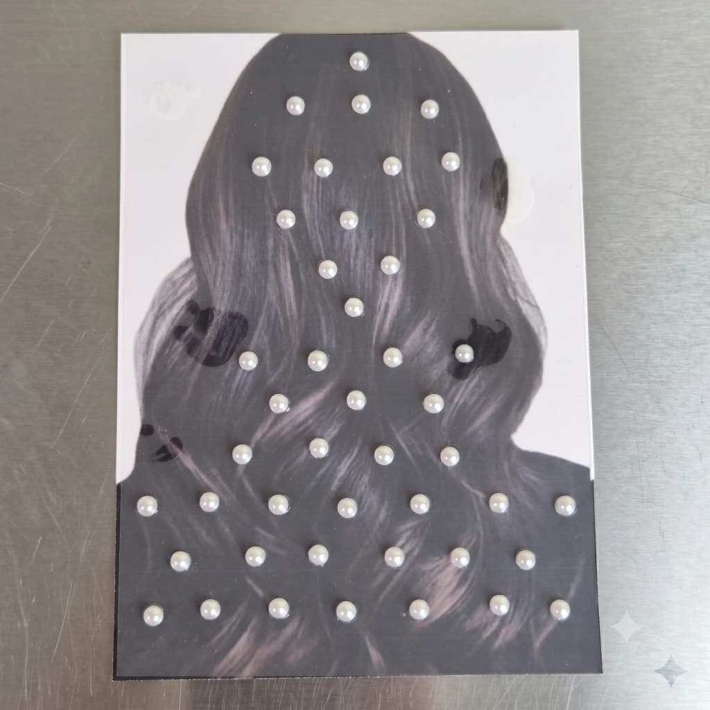 QDORA White Pearl Minimalist Hair Stickers image 1